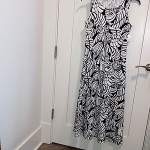 Talbots Petite Monochrome Leaf Pattern Maxi Dress
